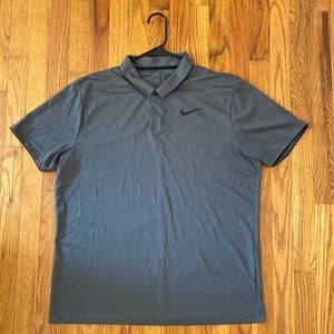 Nike Golf Polo Size Large Lightly worn